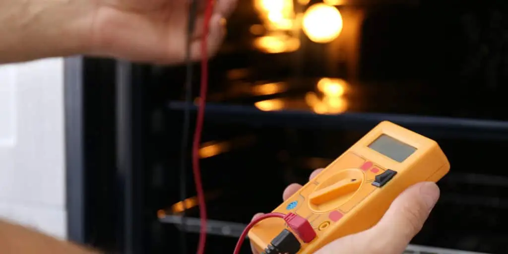 How to Troubleshoot an Electric Oven That Won't Turn Off